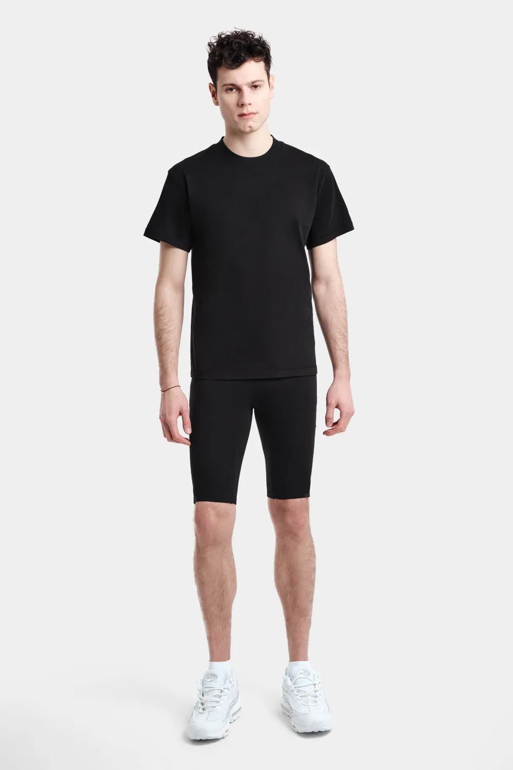 Tobin T-Shirt in Organic Cotton in Black