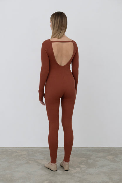 Palma Long Sleeve One-Piece in Organic Cotton in Red Soil