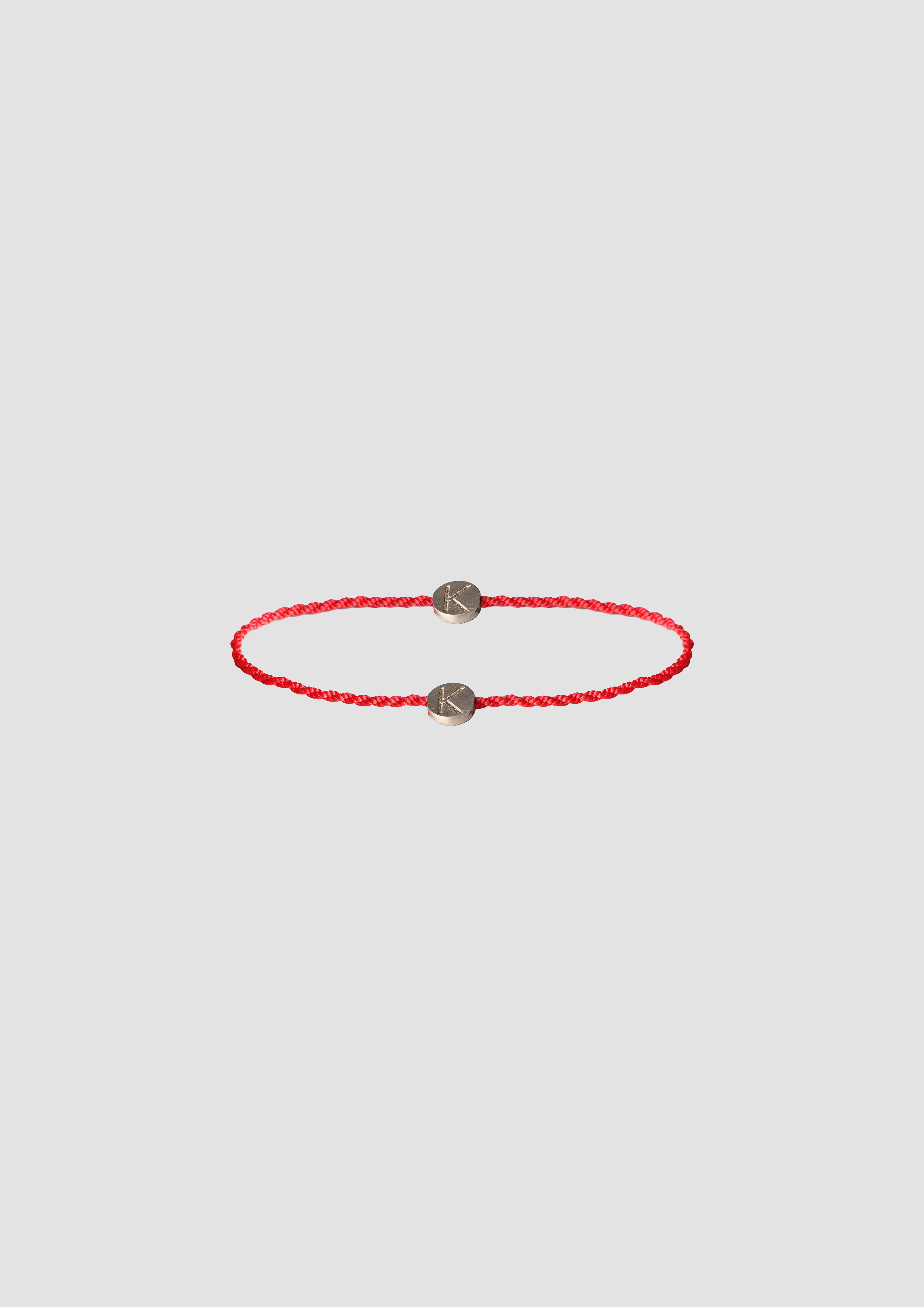 Moon Bracelet en Plata y Cordón Rojo