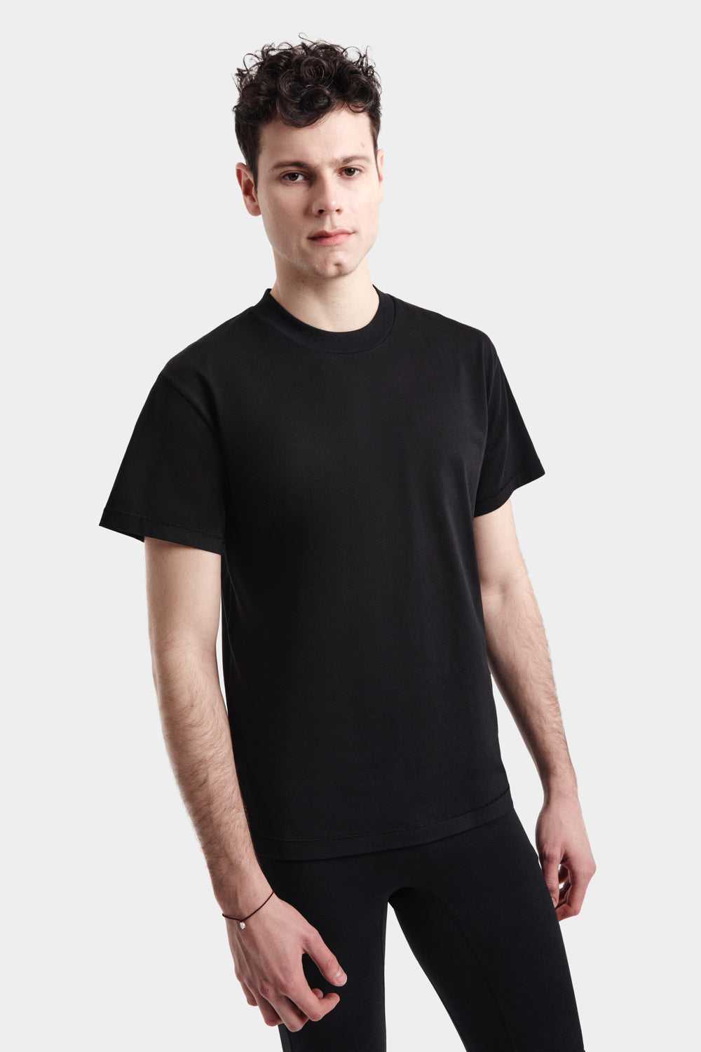 Tobin T-Shirt in Organic Cotton in Black